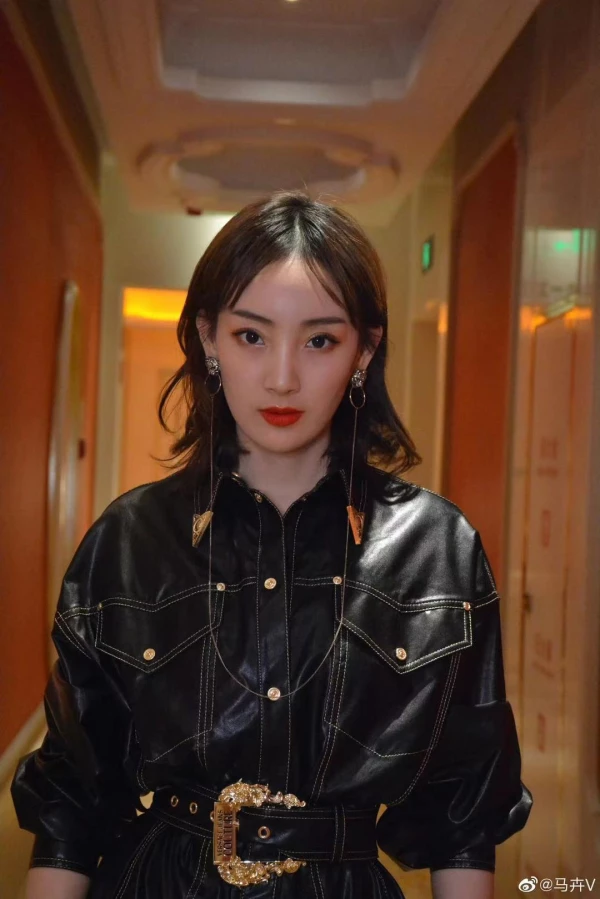 吃瓜 主持人马卉直播露点视频 被平台永久封禁直播权限