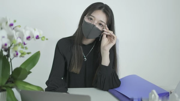 桥本香菜-性感小妈[1V20P1.36G]