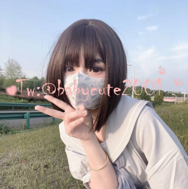 Nini-清纯反差小母狗 Twitter萝莉付费专享 [458P+10V+726MB]