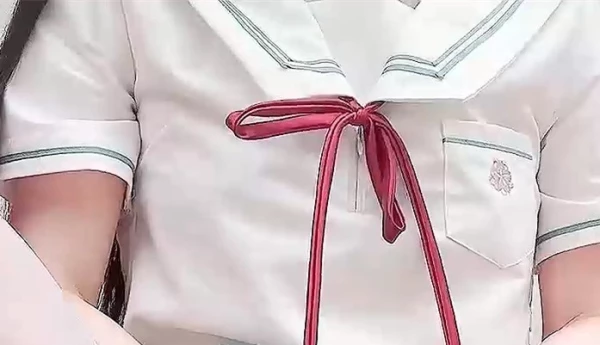 点点-JK白丝阳台玩肛扩肛[3V402MB]