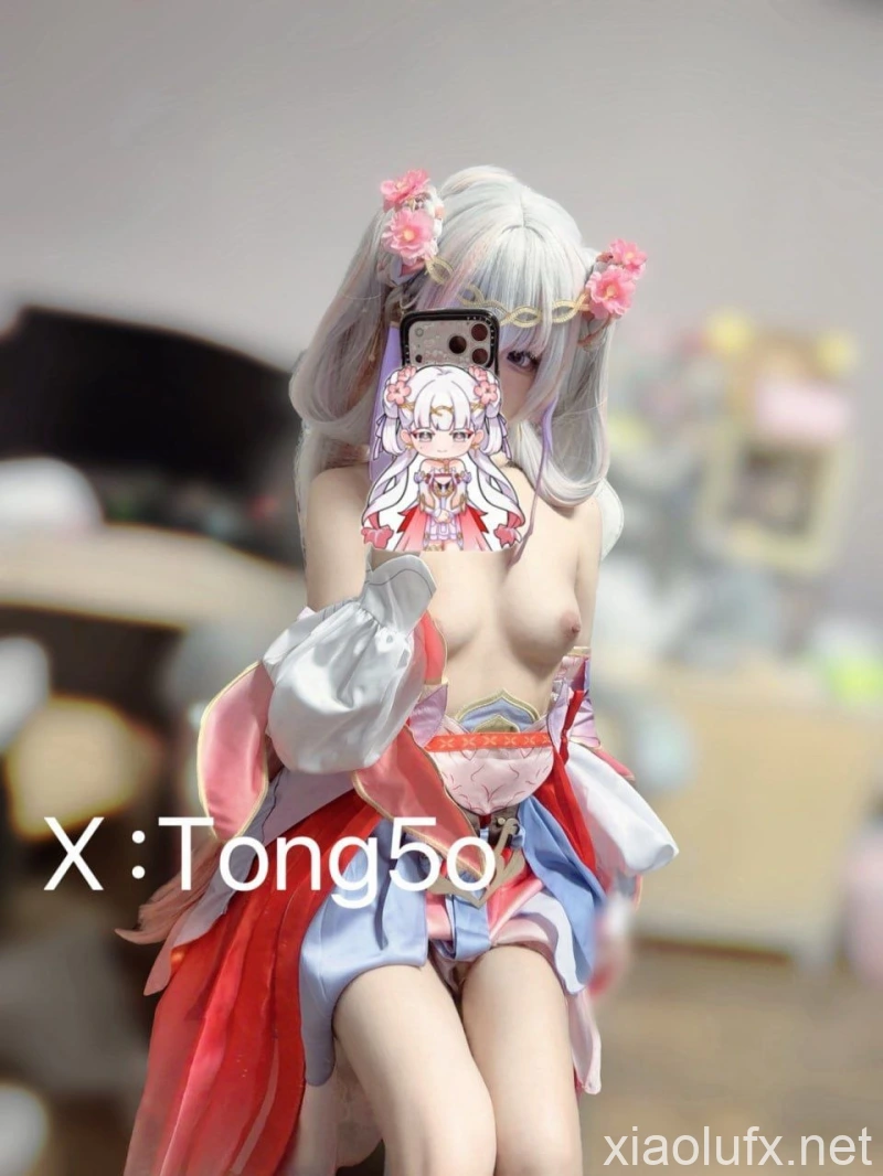 痛酱 推特高颜值极品少萝福利订阅合集cos各种角色囗交做爱日常 可惜号无了[3P 20V 104MB]